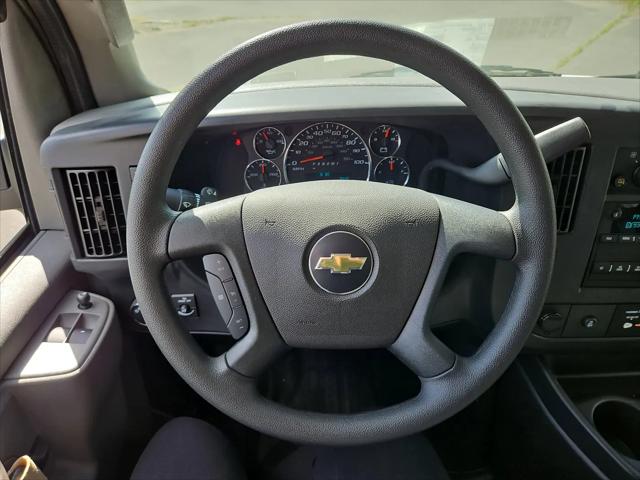 2025 Chevrolet Express Cargo Van RWD 2500 Extended Wheelbase WT