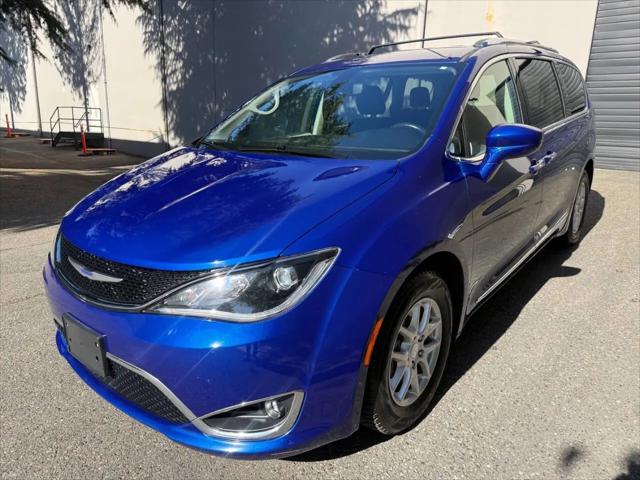 2020 Chrysler Pacifica Touring L for sale in St Bellevue, WA