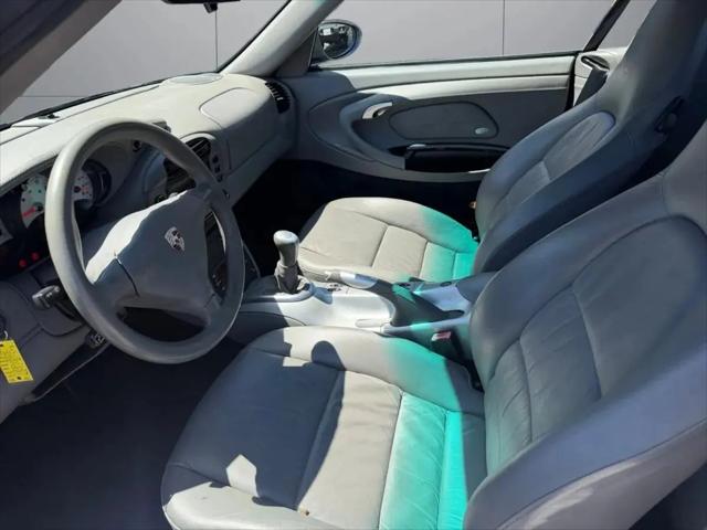 2001 Porsche 911 Carrera
