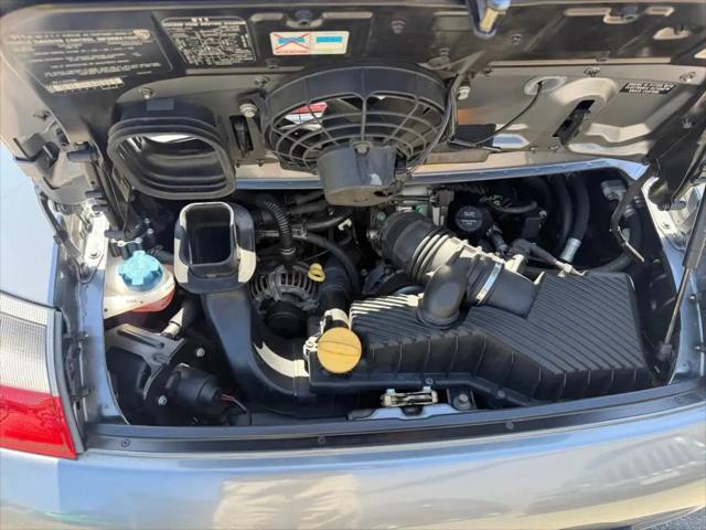 2001 Porsche 911 Carrera