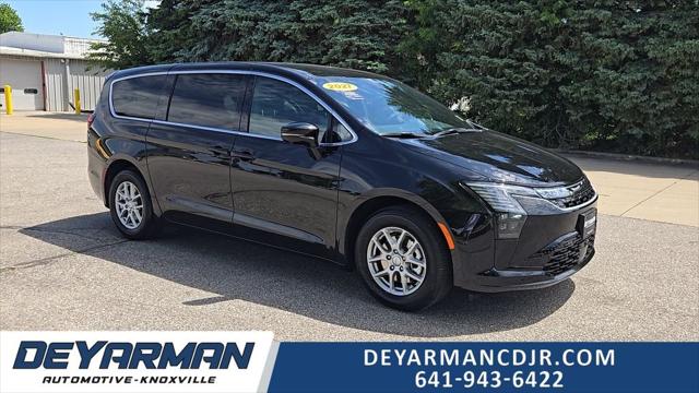 2027 Chrysler Pacifica PACIFICA SELECT