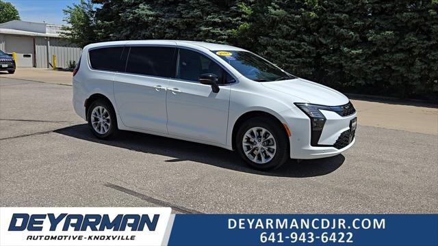 2027 Chrysler Pacifica PACIFICA SELECT AWD