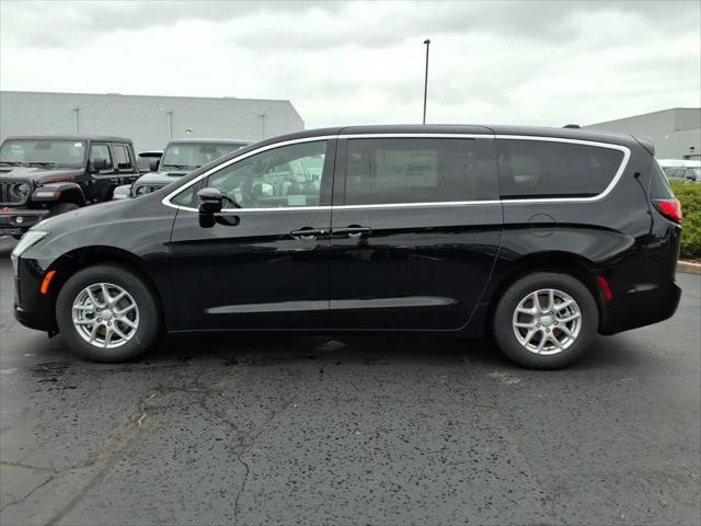 2027 Chrysler Pacifica PACIFICA SELECT