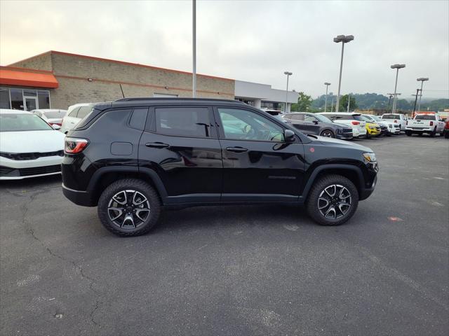 2026 Jeep Compass COMPASS TRAILHAWK 4X4 2026 Jeep Compass COMPASS TRAILHAWK 4X4