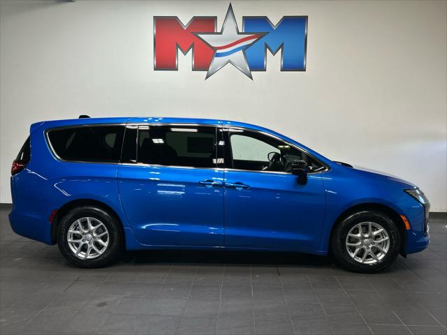 2027 Chrysler Pacifica PACIFICA SELECT 2027 Chrysler Pacifica PACIFICA SELECT