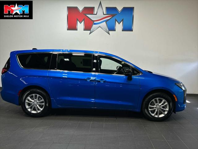 2027 Chrysler Pacifica PACIFICA SELECT AWD 2027 Chrysler Pacifica PACIFICA SELECT AWD
