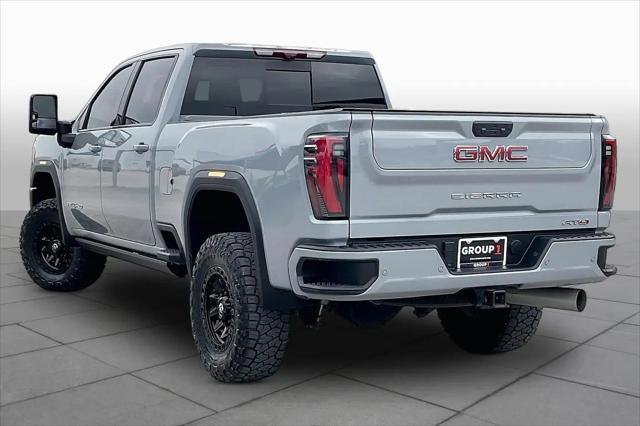 2025 GMC Sierra 2500HD 4WD Crew Cab Standard Bed AT4