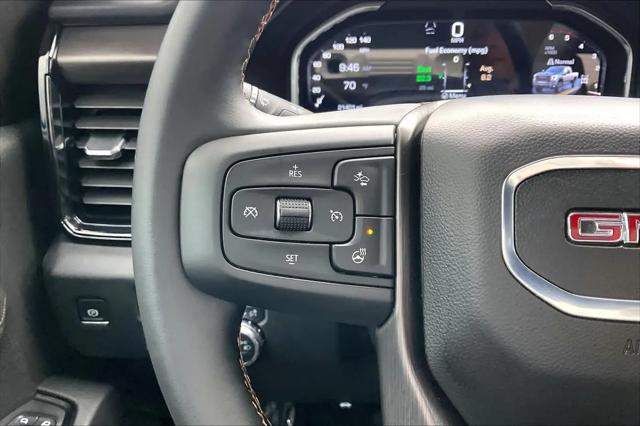 2025 GMC Sierra 2500HD 4WD Crew Cab Standard Bed AT4