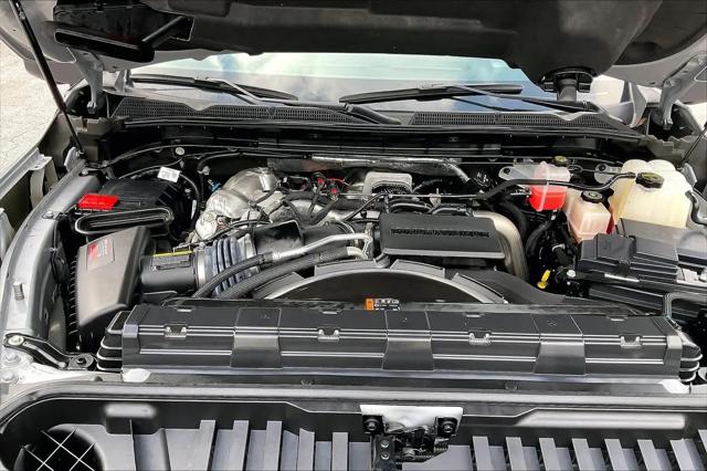 2025 GMC Sierra 2500HD 4WD Crew Cab Standard Bed AT4