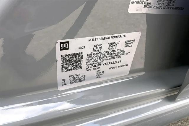 2025 GMC Sierra 2500HD 4WD Crew Cab Standard Bed AT4