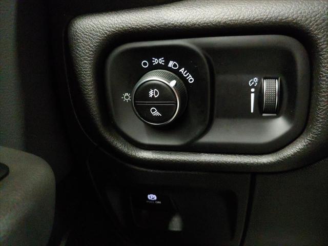 2022 Ram 1500 Lone Star Quad Cab 4x2 6'4" Box