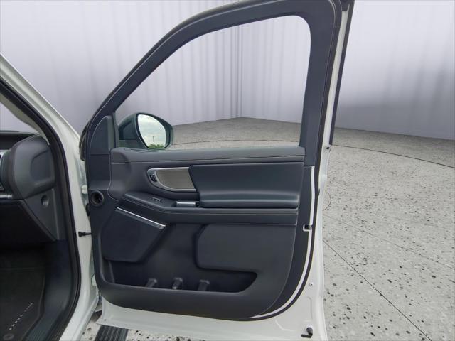 2025 Ford Expedition Platinum MAX