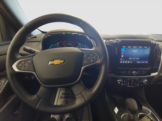 2023 Chevrolet Traverse AWD LT Cloth