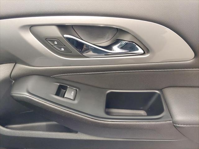 2023 Chevrolet Traverse AWD LT Cloth