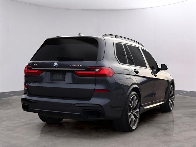 2022 BMW X7 M50i
