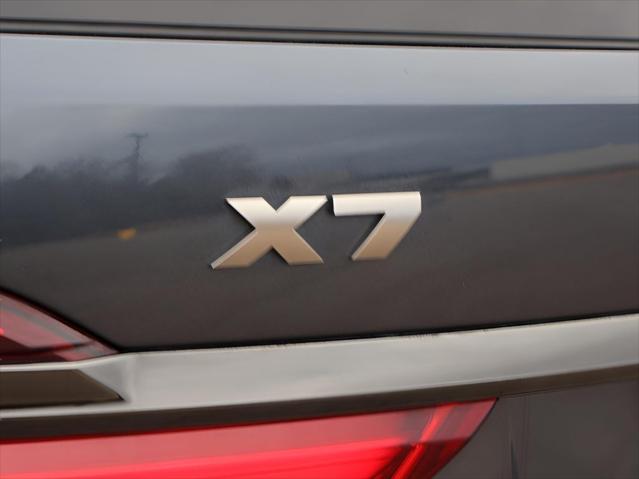 2022 BMW X7 M50i