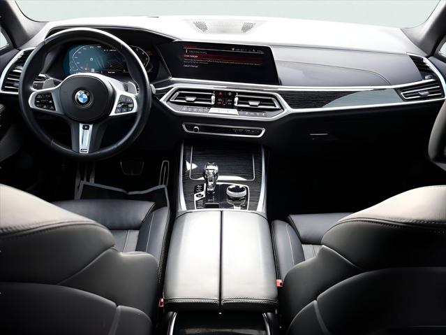 2022 BMW X7 M50i