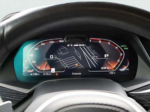 2022 BMW X7 M50i