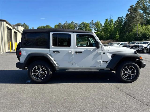 2025 Jeep Wrangler 4-Door Summit 4x4