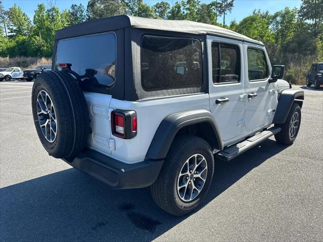 2025 Jeep Wrangler 4-Door Summit 4x4