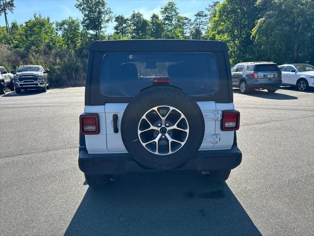 2025 Jeep Wrangler 4-Door Summit 4x4