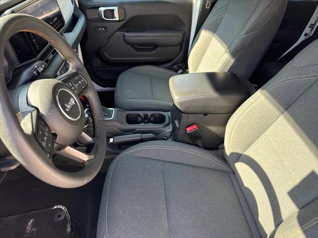 2025 Jeep Wrangler 4-Door Summit 4x4