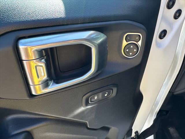 2025 Jeep Wrangler 4-Door Summit 4x4