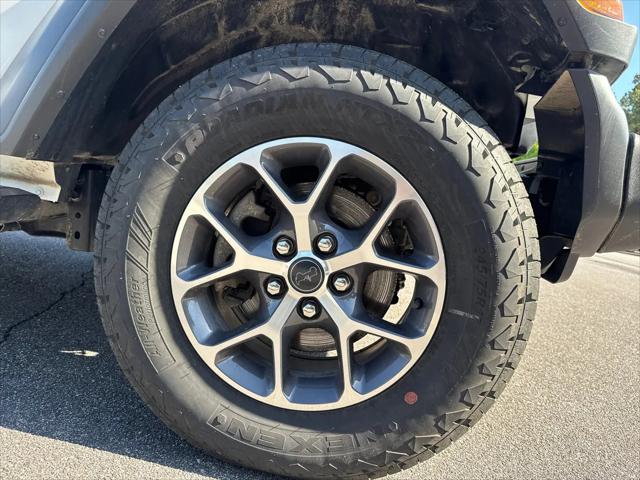 2025 Jeep Wrangler 4-Door Summit 4x4