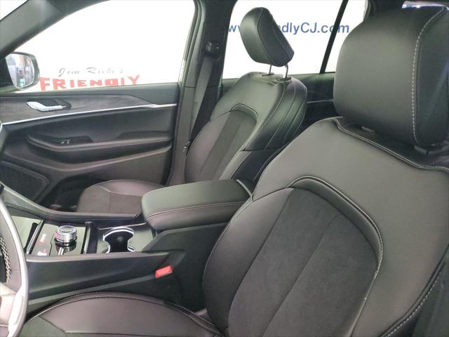 2026 Jeep Grand Cherokee Altitude 4x4