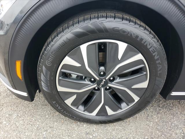 2023 Kia EV6 Light