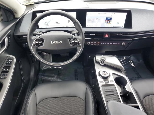 2023 Kia EV6 Light