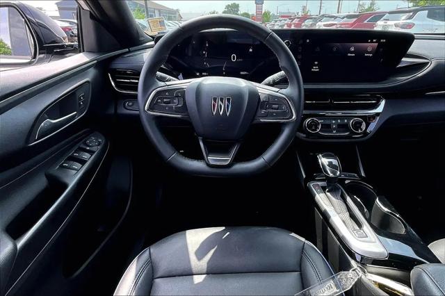 2025 Buick NV Sport Touring FWD