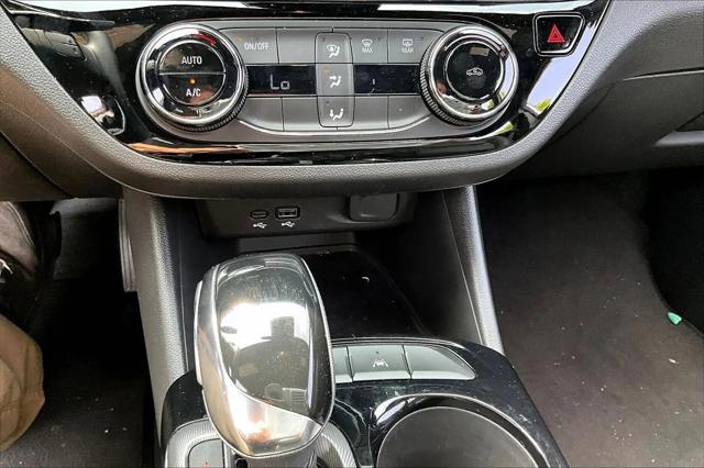 2025 Buick NV Sport Touring FWD