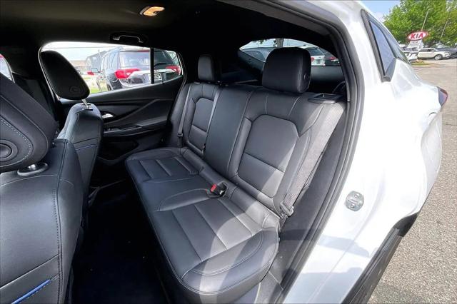 2025 Buick NV Sport Touring FWD