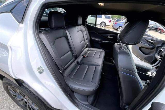 2025 Buick NV Sport Touring FWD