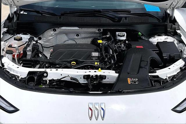 2025 Buick NV Sport Touring FWD