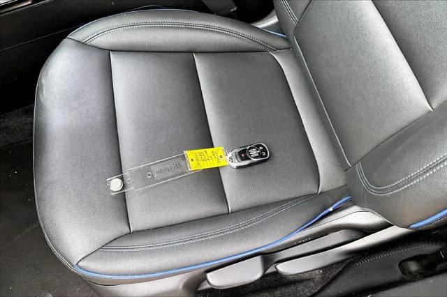 2025 Buick NV Sport Touring FWD