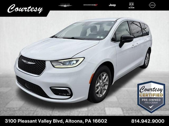 2025 Chrysler Pacifica Select for sale in Altoona, PA
