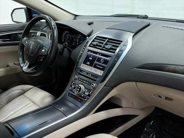 2017 Lincoln MKZ Select