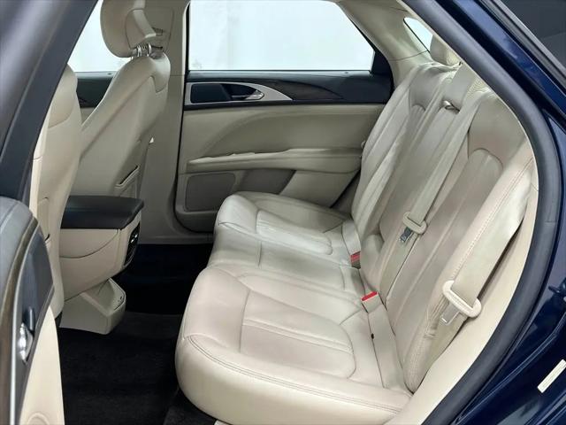 2017 Lincoln MKZ Select