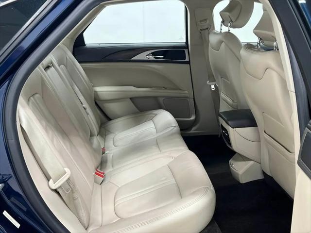 2017 Lincoln MKZ Select