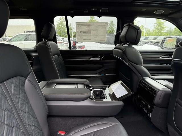 2026 Jeep Grand Wagoneer Summit Reserve 4x4