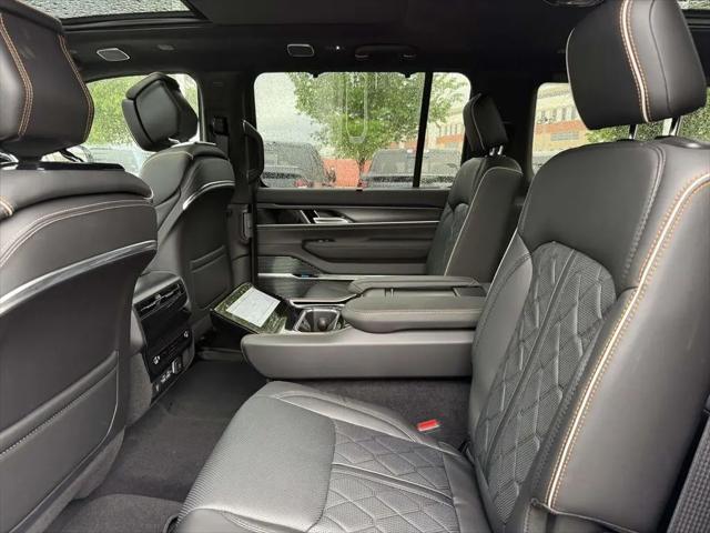 2026 Jeep Grand Wagoneer Summit Reserve 4x4