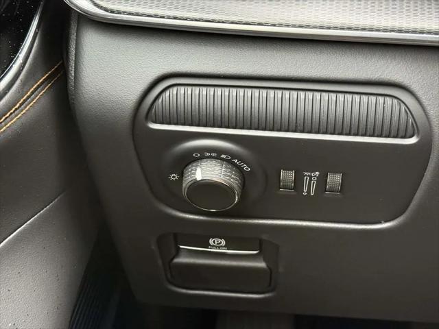2026 Jeep Grand Wagoneer Summit Reserve 4x4