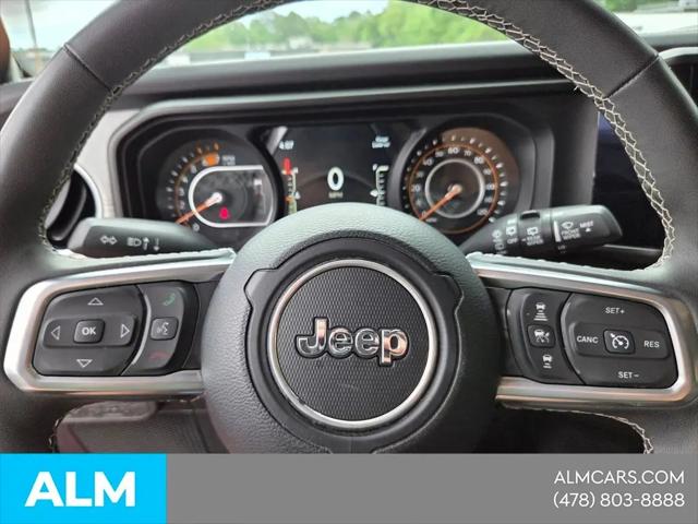 2025 Jeep Wrangler 4-Door Sahara 4x4