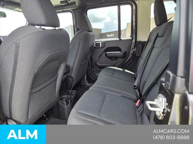 2025 Jeep Wrangler 4-Door Summit 4x4
