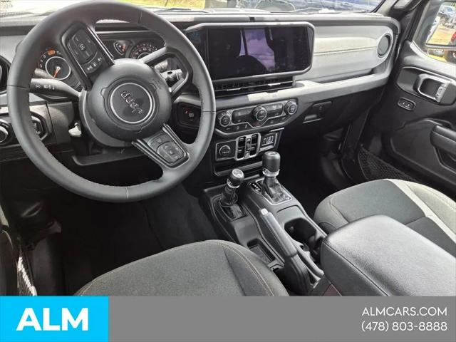 2025 Jeep Wrangler 4-Door Summit 4x4