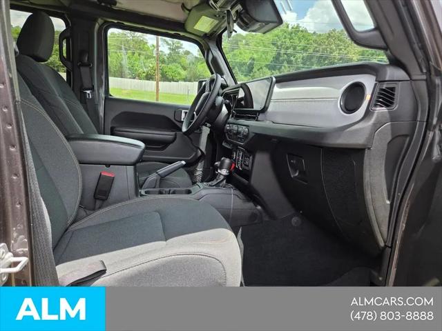 2025 Jeep Wrangler 4-Door Summit 4x4