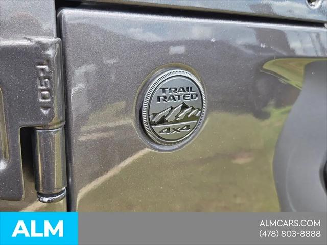 2025 Jeep Wrangler 4-Door Summit 4x4