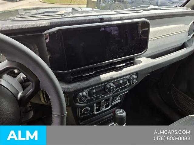2025 Jeep Wrangler 4-Door Summit 4x4